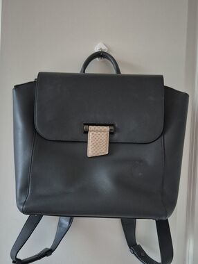 Tumi Genna Maren Black Backpack Bag Limited Line Leather